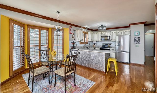 404 Chantilly Court, Warrenton, MO 63383