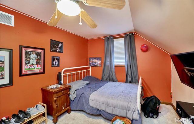 404 Chantilly Court, Warrenton, MO 63383
