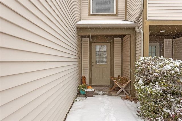 5436 N Fairmount Avenue, Kansas City, MO 64118