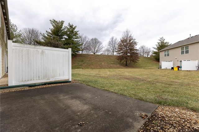 5436 N Fairmount Avenue, Kansas City, MO 64118