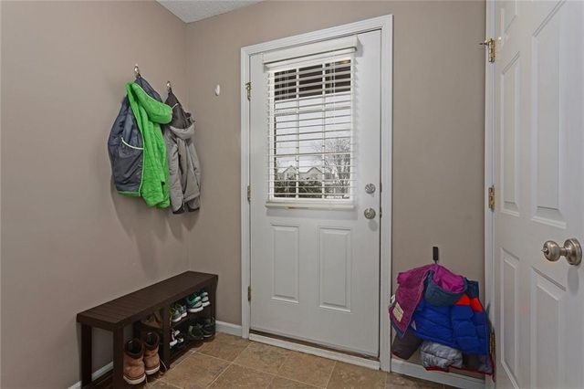 5436 N Fairmount Avenue, Kansas City, MO 64118