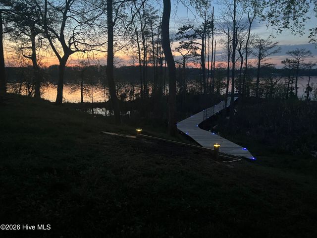 168 W Royal Way, Merry Hill, NC 27957