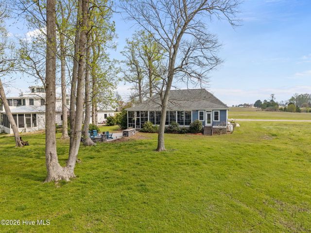 168 W Royal Way, Merry Hill, NC 27957