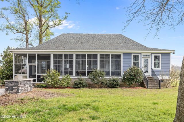 168 W Royal Way, Merry Hill, NC 27957