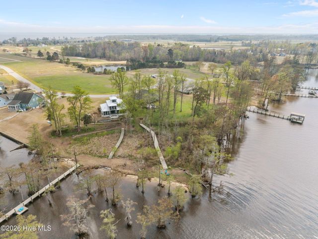 168 W Royal Way, Merry Hill, NC 27957