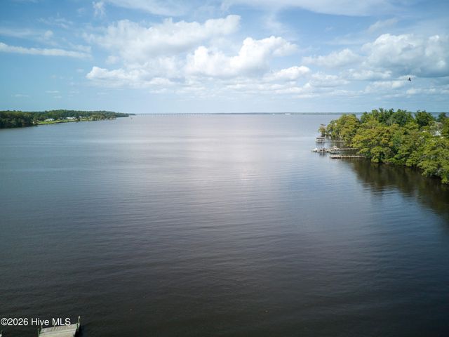 168 W Royal Way, Merry Hill, NC 27957