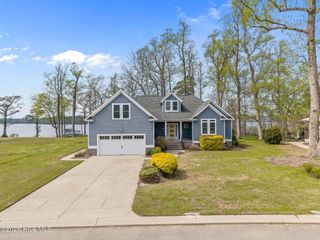 168 W Royal Way, Merry Hill, NC 27957