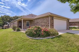 312 Holiday Creek LN, Georgetown, TX 78633