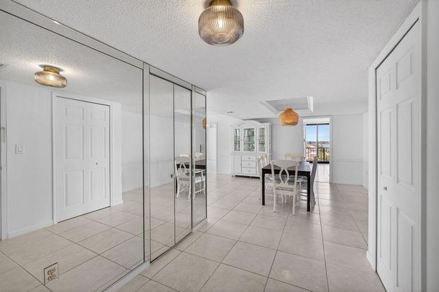 4200 N Ocean Drive 2-804, Singer Island, FL 33404