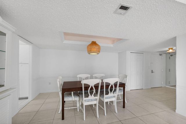 4200 N Ocean Drive 2-804, Singer Island, FL 33404