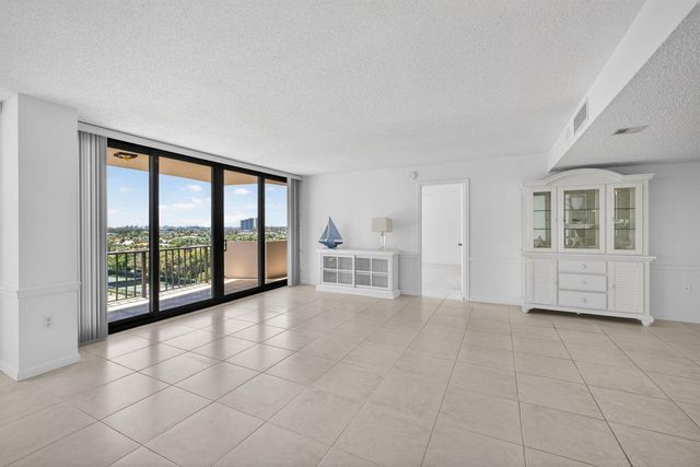 4200 N Ocean Drive 2-804, Singer Island, FL 33404
