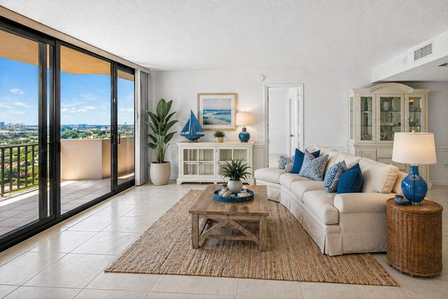 4200 N Ocean Drive 2-804, Singer Island, FL 33404