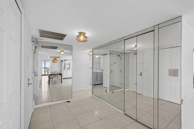 4200 N Ocean Drive 2-804, Singer Island, FL 33404