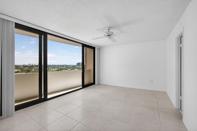 4200 N Ocean Drive 2-804, Singer Island, FL 33404