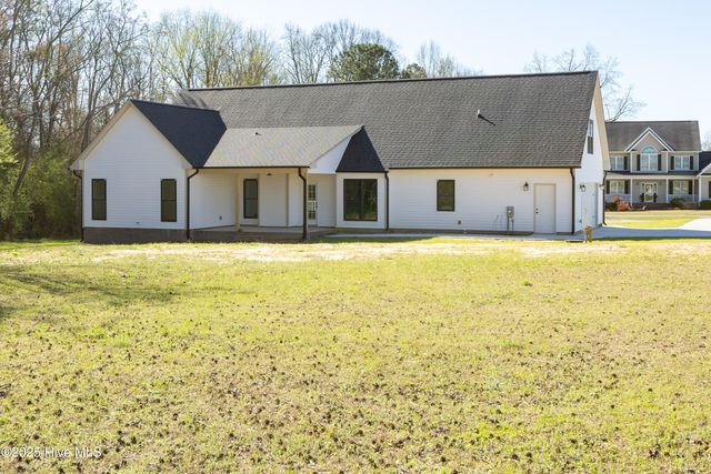 151 Cabin Creek Lane, Clinton, NC 28328