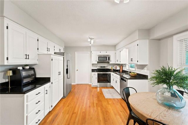 13107 S Arapaho Drive, Olathe, KS 66062
