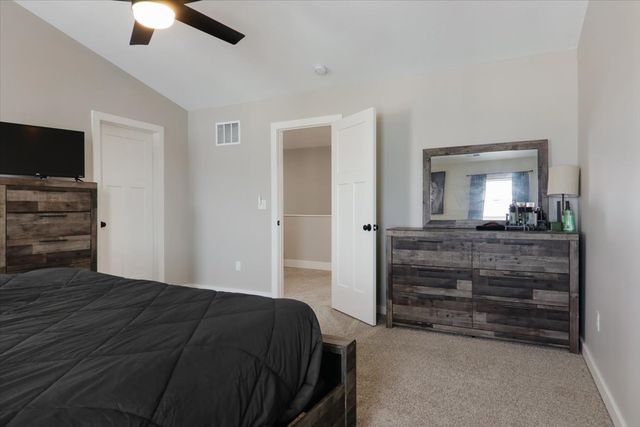 401 A Jenny Lane, Heyworth, IL 61745