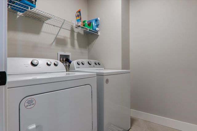 401 A Jenny Lane, Heyworth, IL 61745