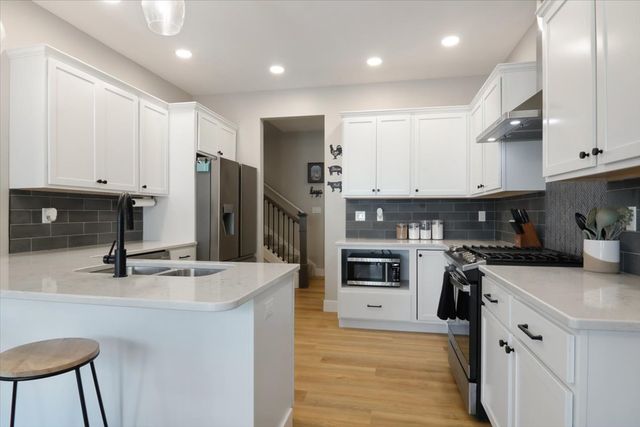 401 A Jenny Lane, Heyworth, IL 61745