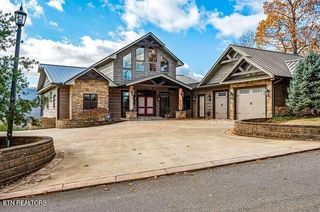 2714 Red Sky Drive, Sevierville, TN 37862