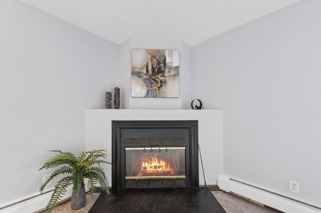 3440 Golfview Drive 121, Eagan, MN 55123