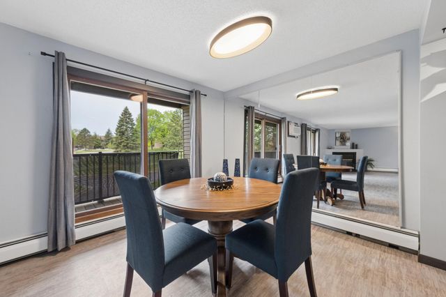 3440 Golfview Drive 121, Eagan, MN 55123
