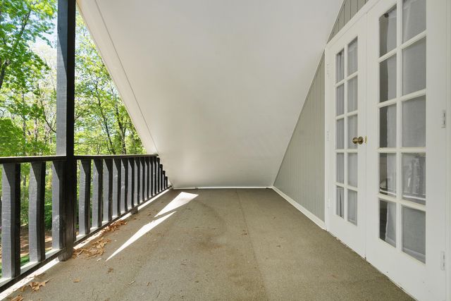 111 Riverpoint Road, Signal Mountain, TN 37377