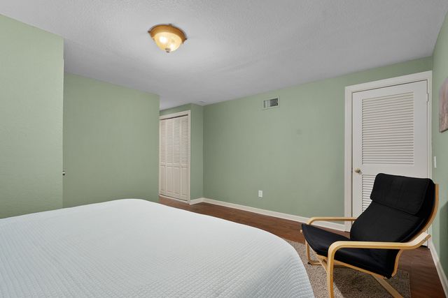 111 Riverpoint Road, Signal Mountain, TN 37377