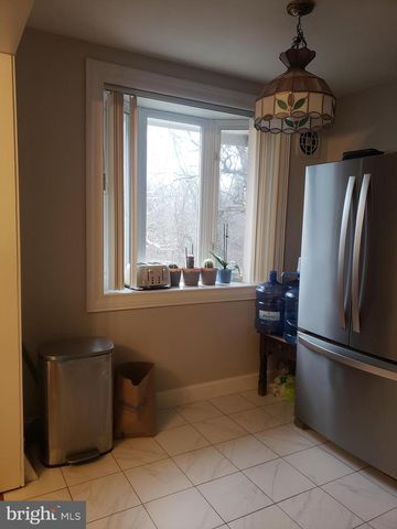 11872 BASILE RD, Philadelphia, PA 19154