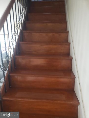 11872 BASILE RD, Philadelphia, PA 19154