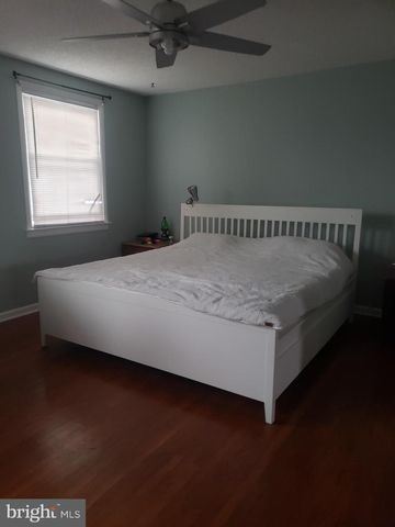 11872 BASILE RD, Philadelphia, PA 19154