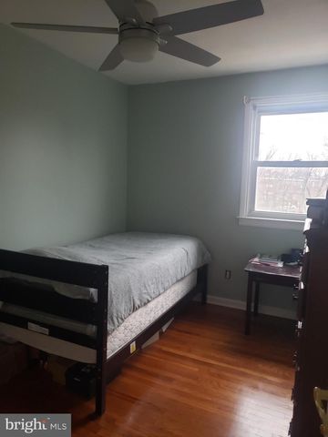 11872 BASILE RD, Philadelphia, PA 19154