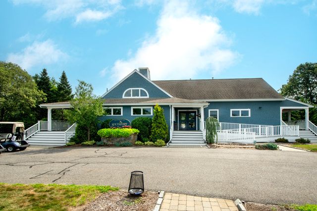 51 Portside Dr 51, Mashpee, MA 02649