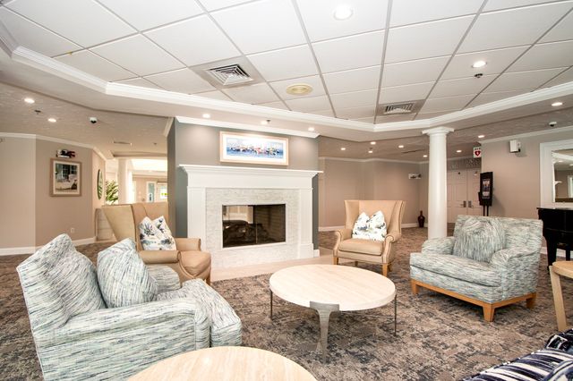 51 Portside Dr 51, Mashpee, MA 02649