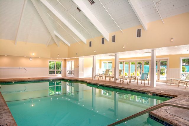 51 Portside Dr 51, Mashpee, MA 02649