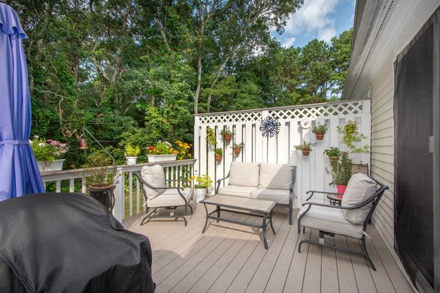 51 Portside Dr 51, Mashpee, MA 02649