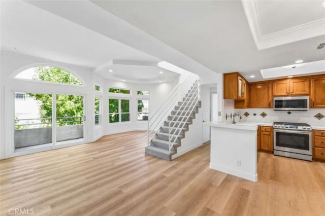 4230 Colfax 304, Studio City, CA 91604
