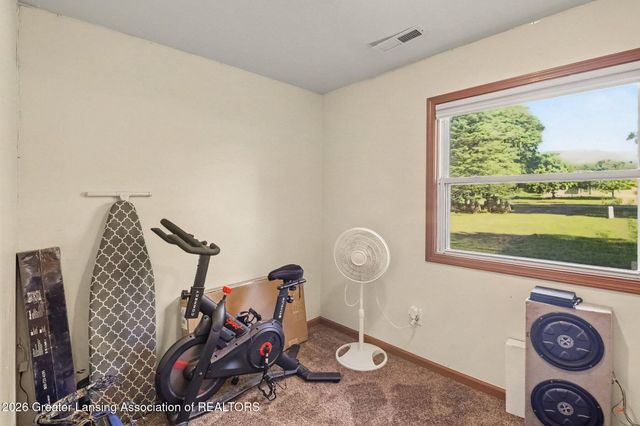 6045 W Plains Road, Eaton Rapids, MI 48827