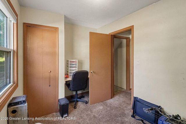 6045 W Plains Road, Eaton Rapids, MI 48827