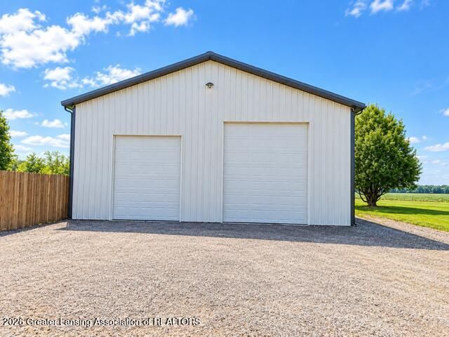 6045 W Plains Road, Eaton Rapids, MI 48827