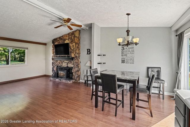 6045 W Plains Road, Eaton Rapids, MI 48827