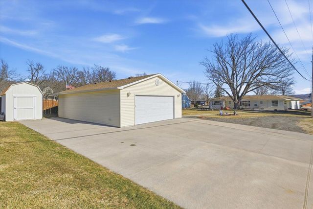 1648 MADISON Avenue, Council Bluffs, IA 51503