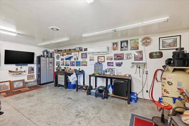 1648 MADISON Avenue, Council Bluffs, IA 51503