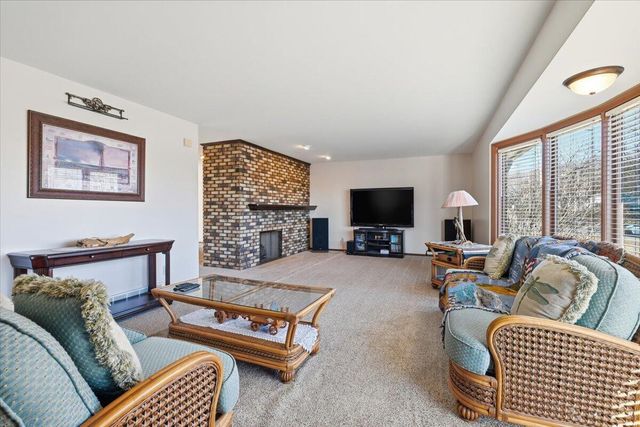 1648 MADISON Avenue, Council Bluffs, IA 51503