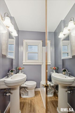 1820 33RD Street, Moline, IL 61265