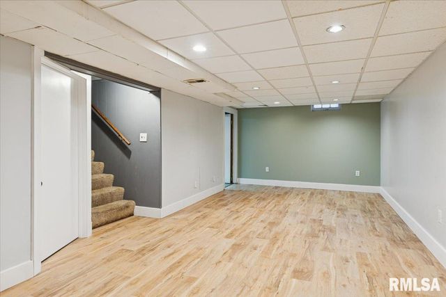 1820 33RD Street, Moline, IL 61265