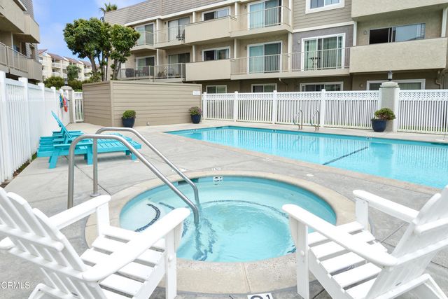 257 E Surfside Drive, Port Hueneme, CA 93041