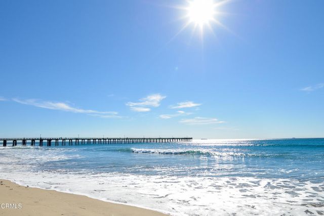 257 E Surfside Drive, Port Hueneme, CA 93041