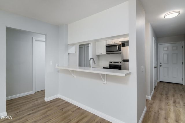 257 E Surfside Drive, Port Hueneme, CA 93041
