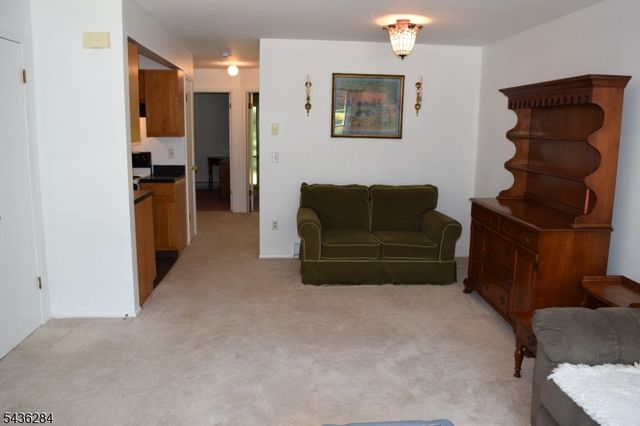 15 Terrell Court, Warren Twp., NJ 07059